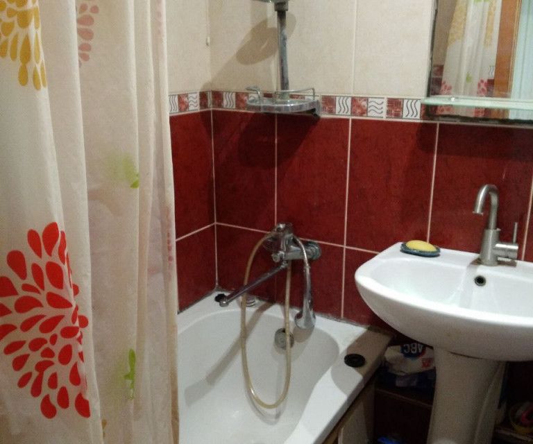 Продаётся 1-комнатная квартира, 30.8 м²