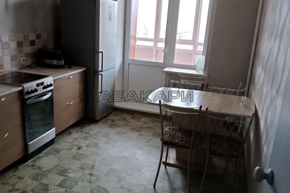 Сдаётся 1-комнатная квартира, 42 м²