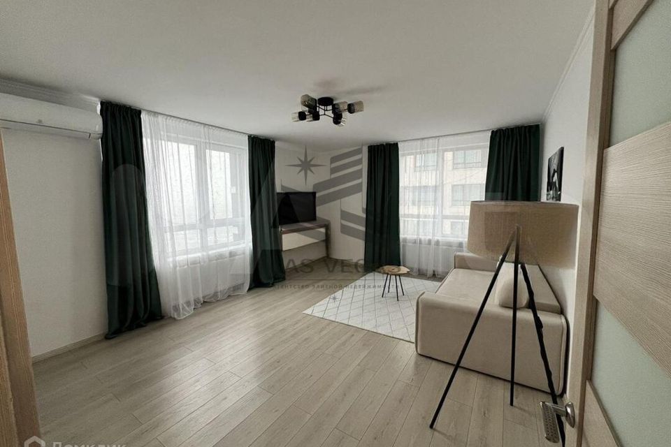 Сдаётся 3-комнатная квартира, 88 м²