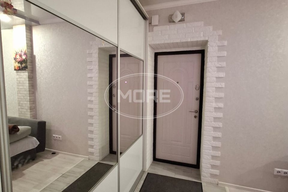 Продаётся 2-комнатная квартира, 92 м²
