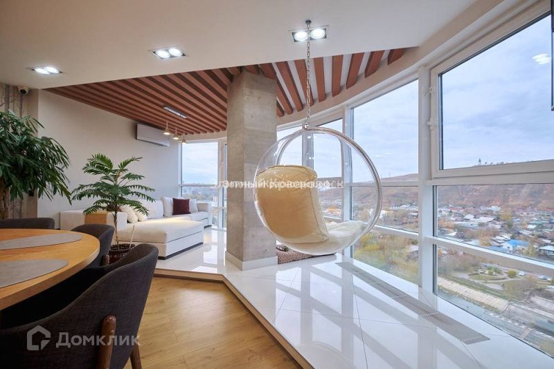 Сдаётся 6-комнатная квартира, 300 м²