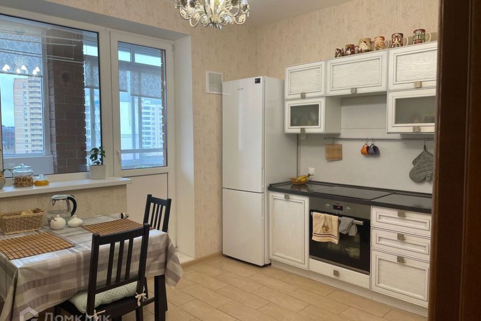 Продаётся 1-комнатная квартира, 52 м²