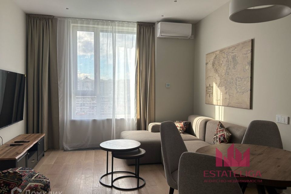 Сдаётся 1-комнатная квартира, 42 м²