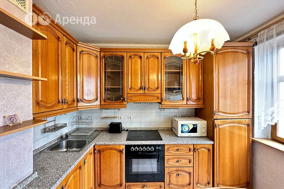 Сдаётся 2-комнатная квартира, 56 м²