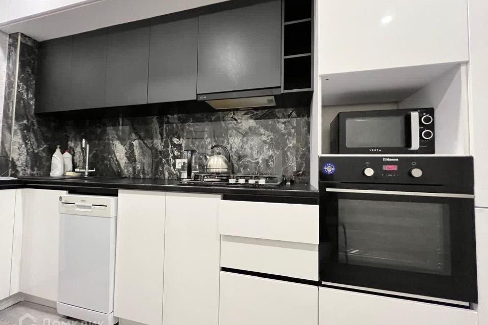 Продаётся 2-комнатная квартира, 56.3 м²