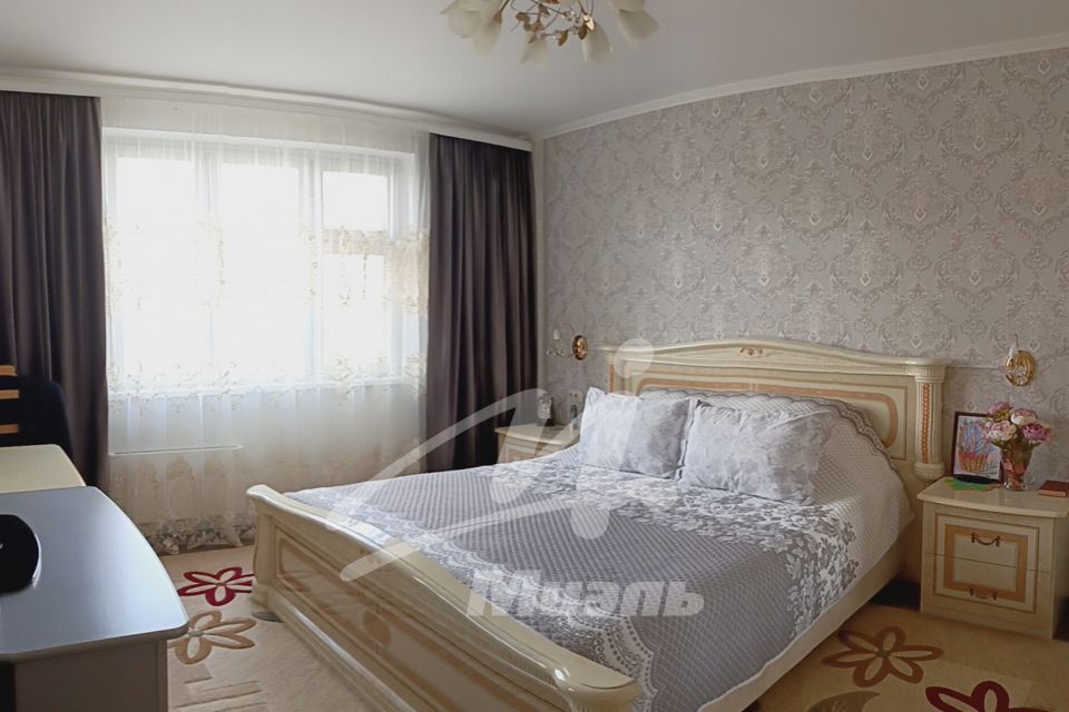 Продаётся 3-комнатная квартира, 75.8 м²