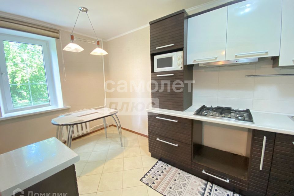 Продаётся 4-комнатная квартира, 76.3 м²