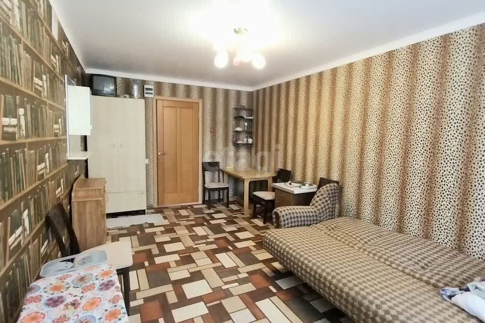 Продаётся комната в 1-комн. квартире, 17.6 м²