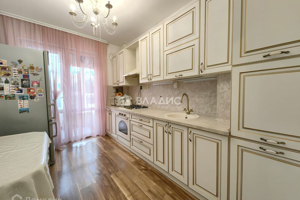 Продаётся 2-комнатная квартира, 60.3 м²