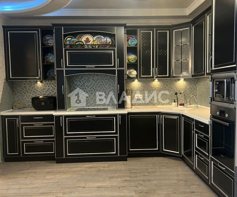 Продаётся 3-комнатная квартира, 103 м²