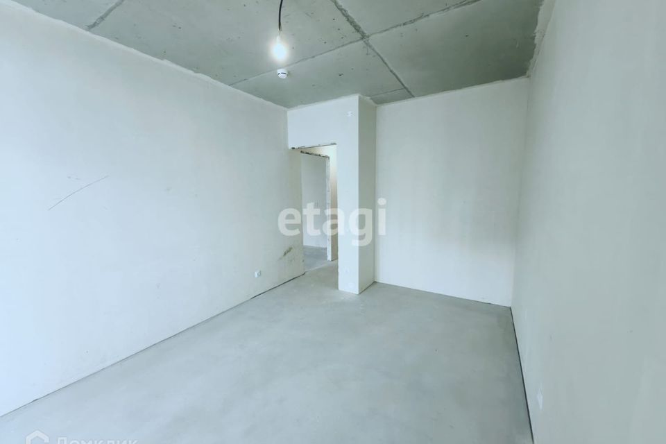 Продаётся 1-комнатная квартира, 51.9 м²