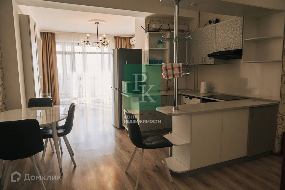 Продаётся 2-комнатная квартира, 68.7 м²