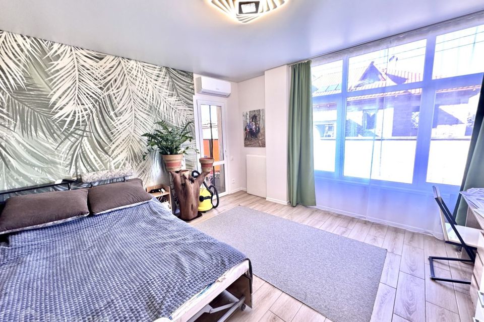 Продаётся 2-комнатная квартира, 67 м²