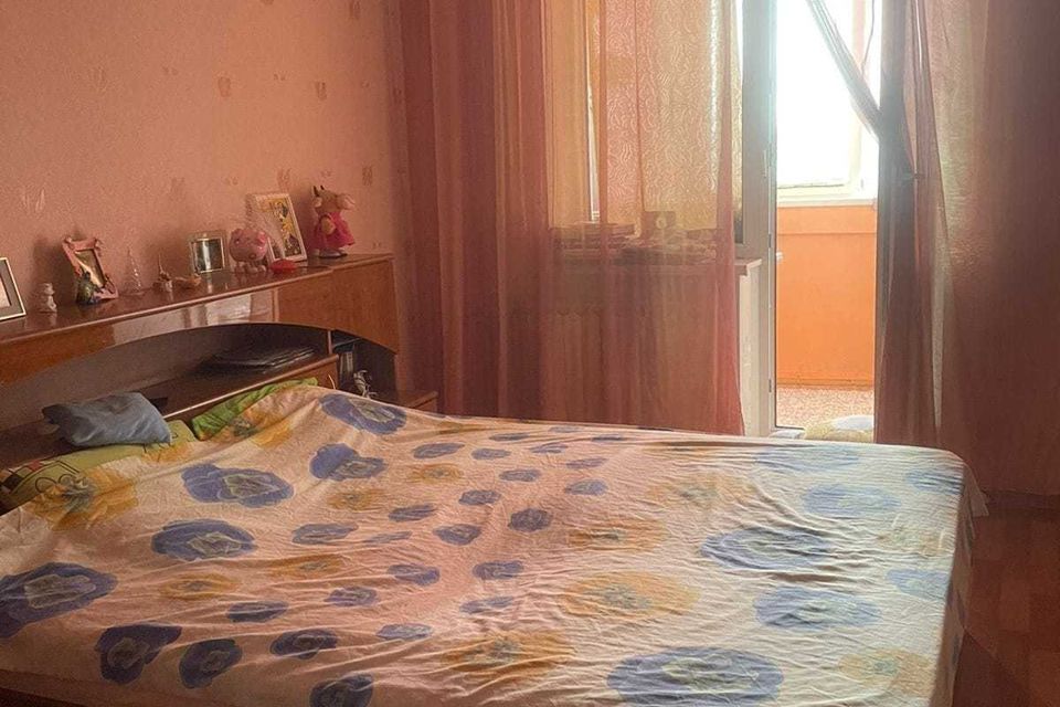Продаётся 3-комнатная квартира, 62.3 м²