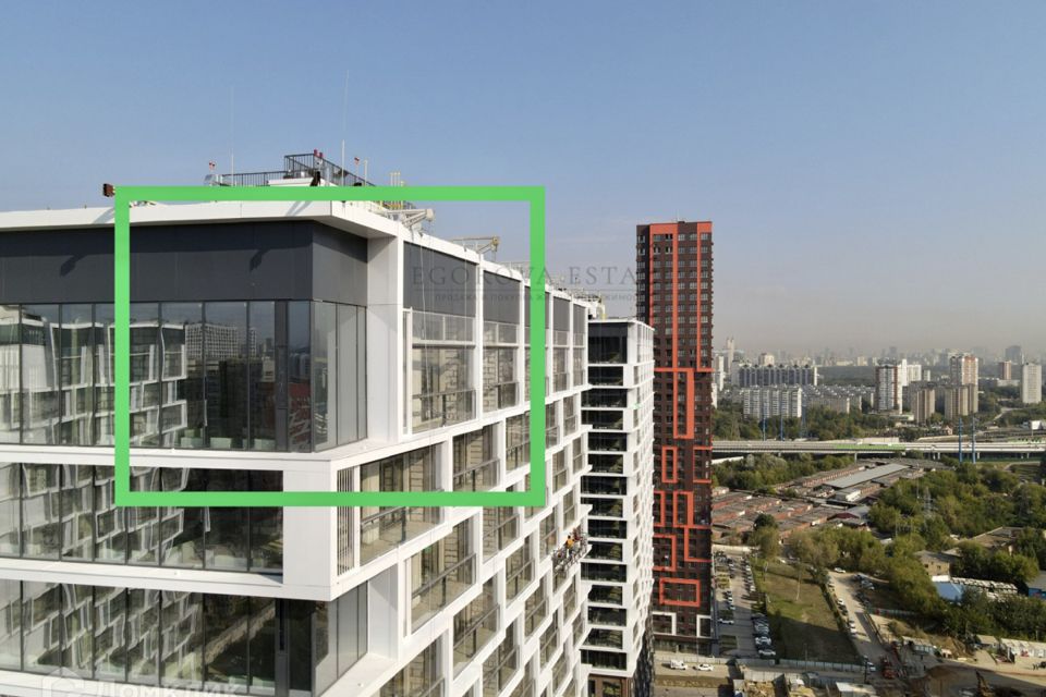 Продаётся 3-комнатная квартира, 100.4 м²