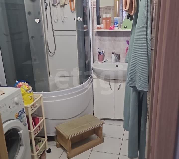 Продаётся 2-комнатная квартира, 67.4 м²