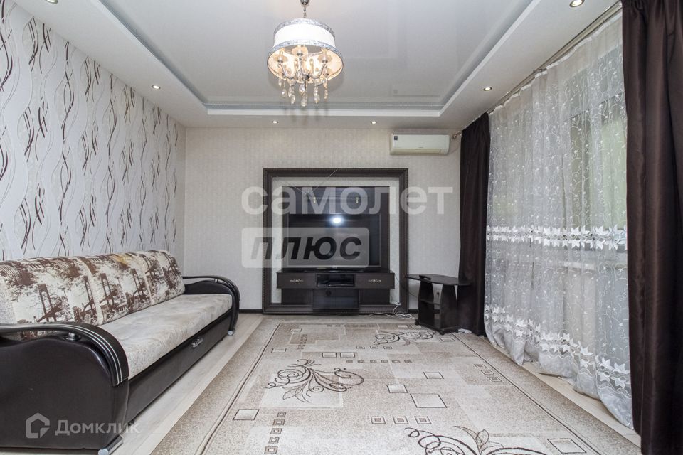 Продаётся 2-комнатная квартира, 73 м²