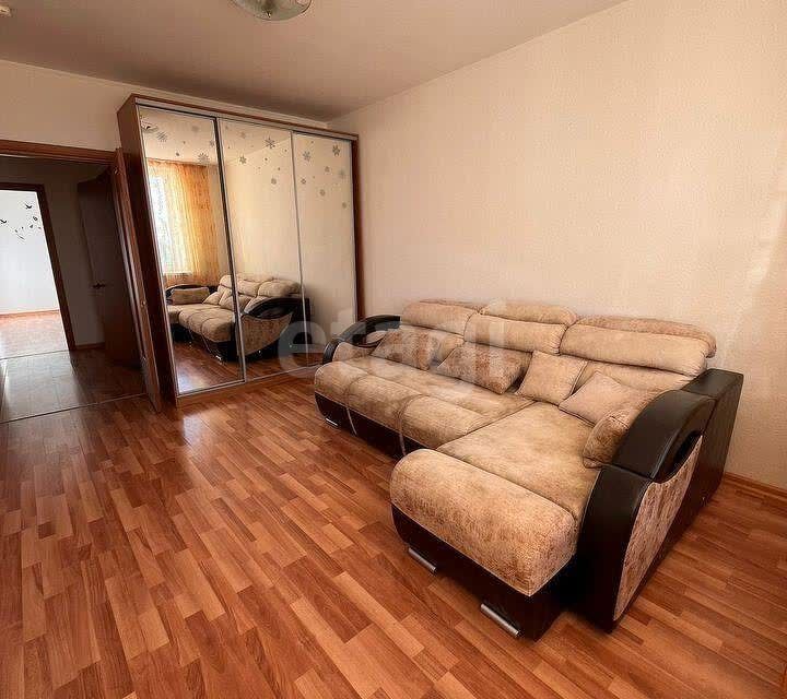 Продаётся 2-комнатная квартира, 60.2 м²