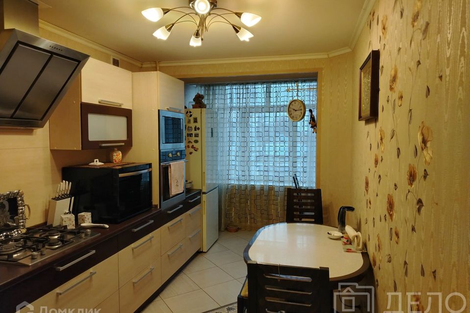 Продаётся 3-комнатная квартира, 67.9 м²