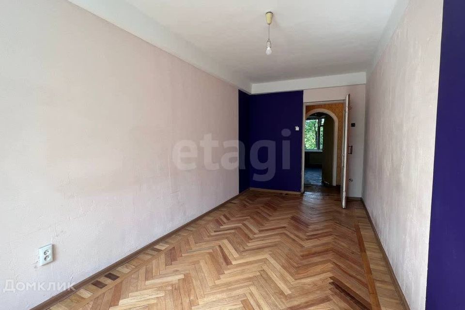 Продаётся 3-комнатная квартира, 58.5 м²