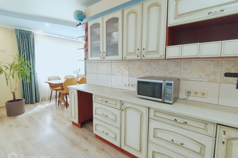 Продаётся 2-комнатная квартира, 64 м²