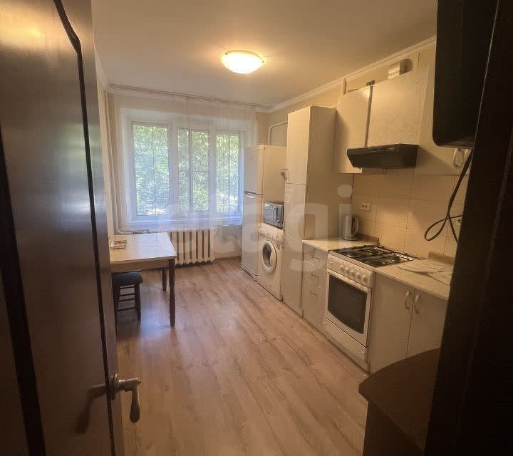 Продаётся 1-комнатная квартира, 32 м²