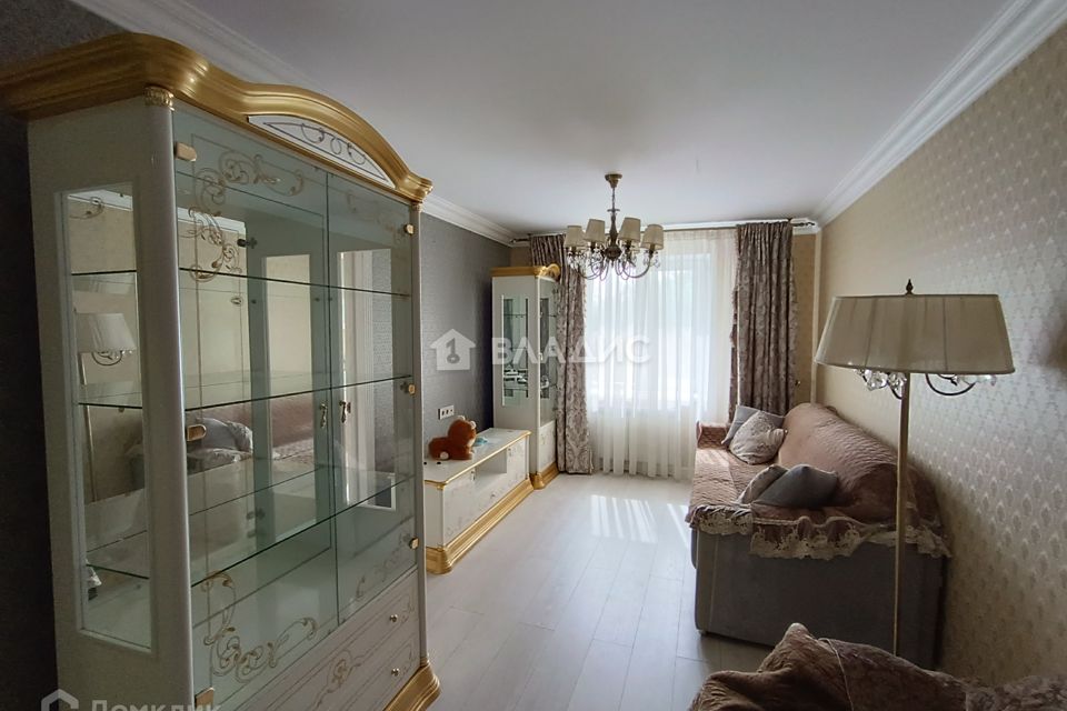 Продаётся 3-комнатная квартира, 57.4 м²
