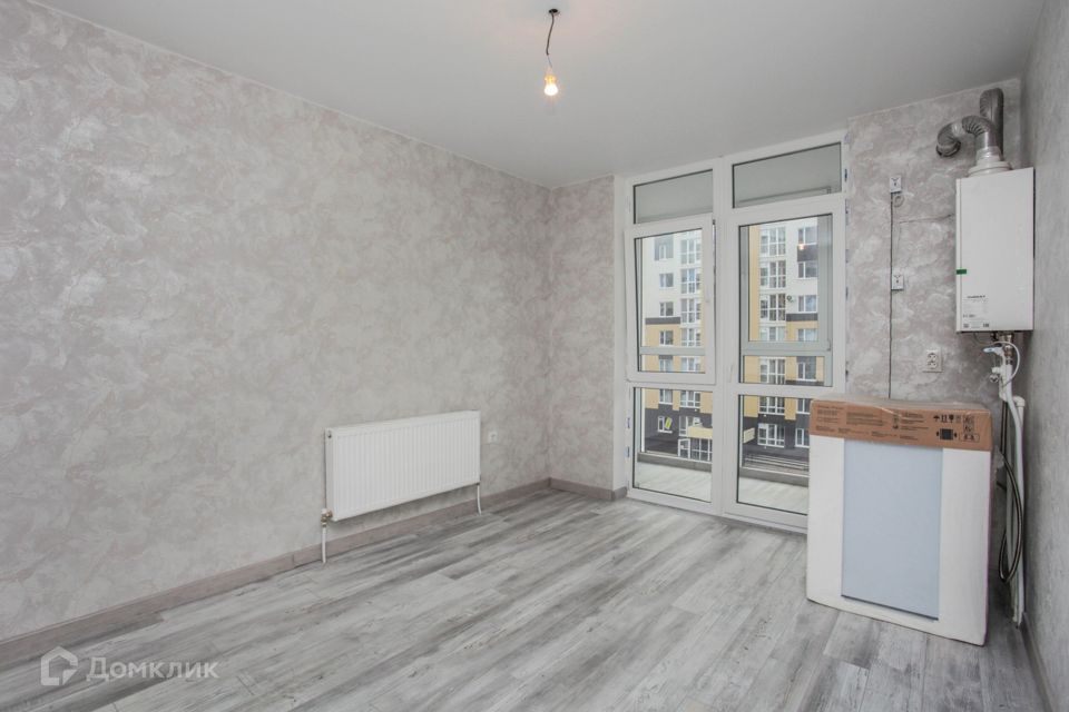 Продаётся 1-комнатная квартира, 43 м²