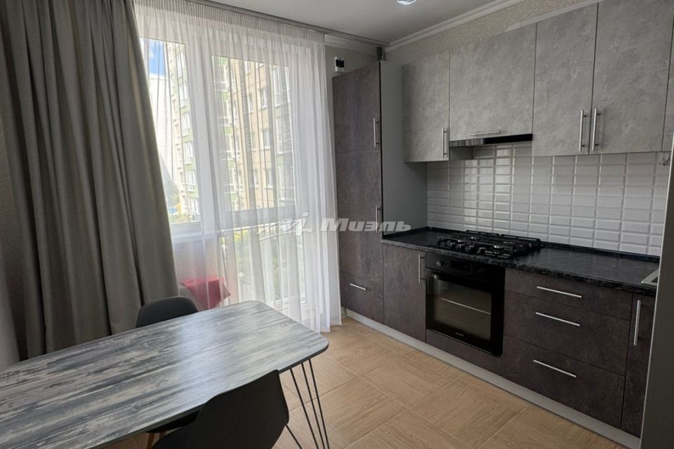 Продаётся 2-комнатная квартира, 56 м²
