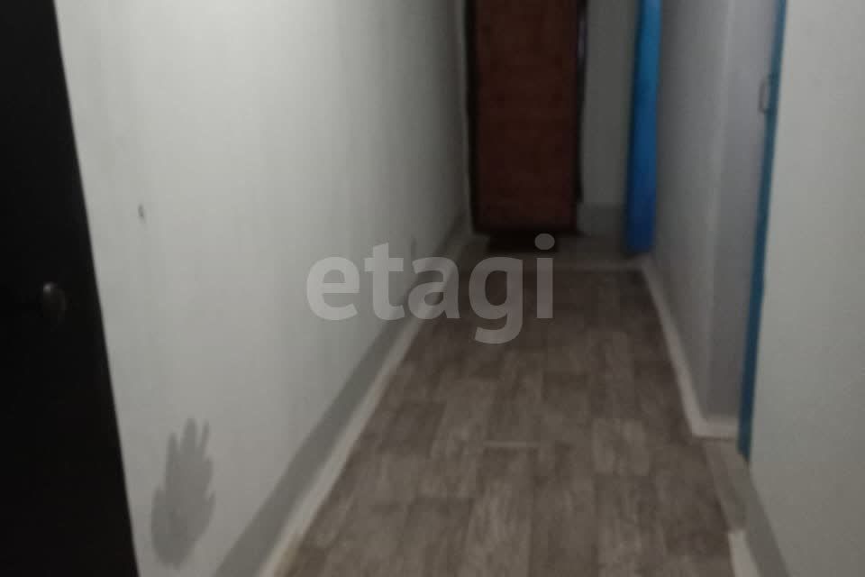 Продаётся комната в 1-комн. квартире, 27.5 м²