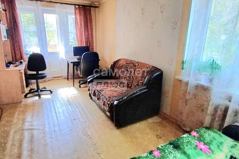 Продаётся 1-комнатная квартира, 32 м²