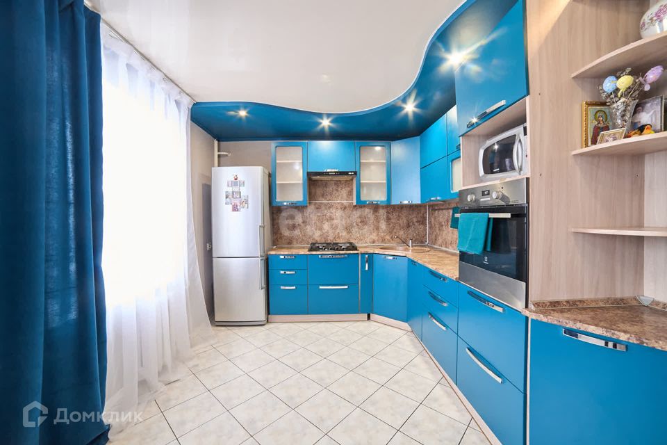 Продаётся 3-комнатная квартира, 102.7 м²