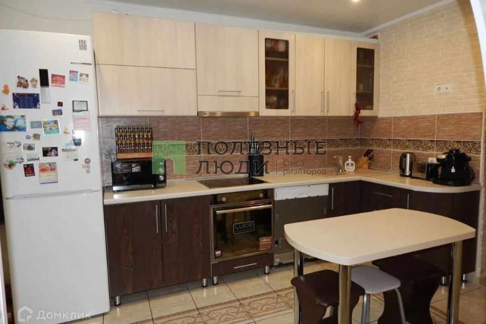 Продаётся 3-комнатная квартира, 94.7 м²