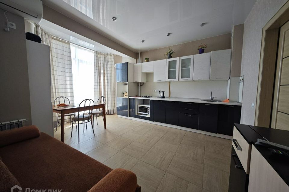 Сдаётся 1-комнатная квартира, 46 м²