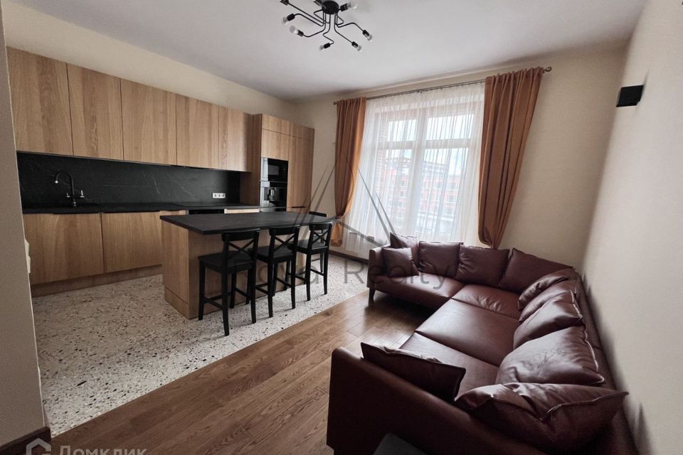 Сдаётся 2-комнатная квартира, 55 м²