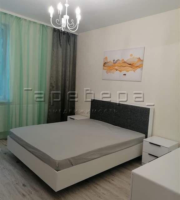 Сдаётся 4-комнатная квартира, 125 м²