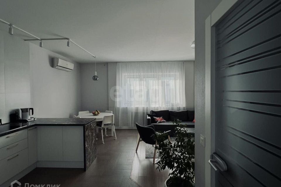 Продаётся 3-комнатная квартира, 80.5 м²
