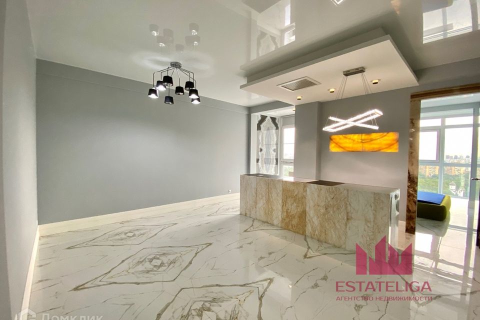 Продаётся 1-комнатная квартира, 55 м²