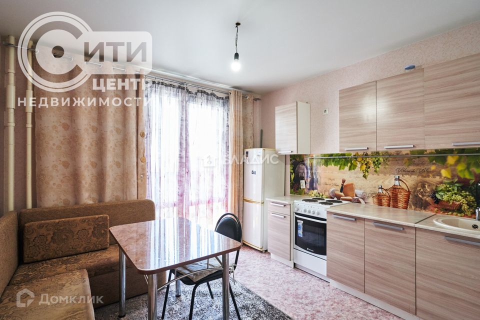 Продаётся 1-комнатная квартира, 37 м²