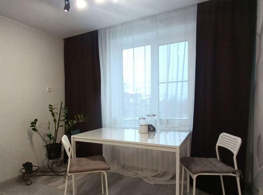 Продаётся 3-комнатная квартира, 60.3 м²