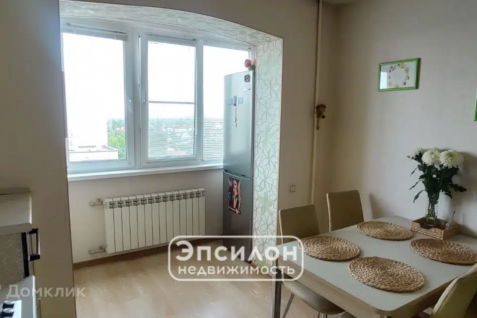 Продаётся 4-комнатная квартира, 95.6 м²