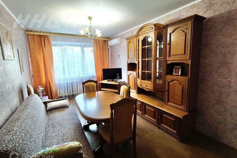 Продаётся 3-комнатная квартира, 62.3 м²