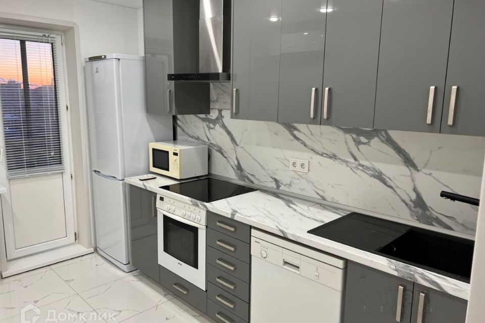 Сдаётся 3-комнатная квартира, 90 м²