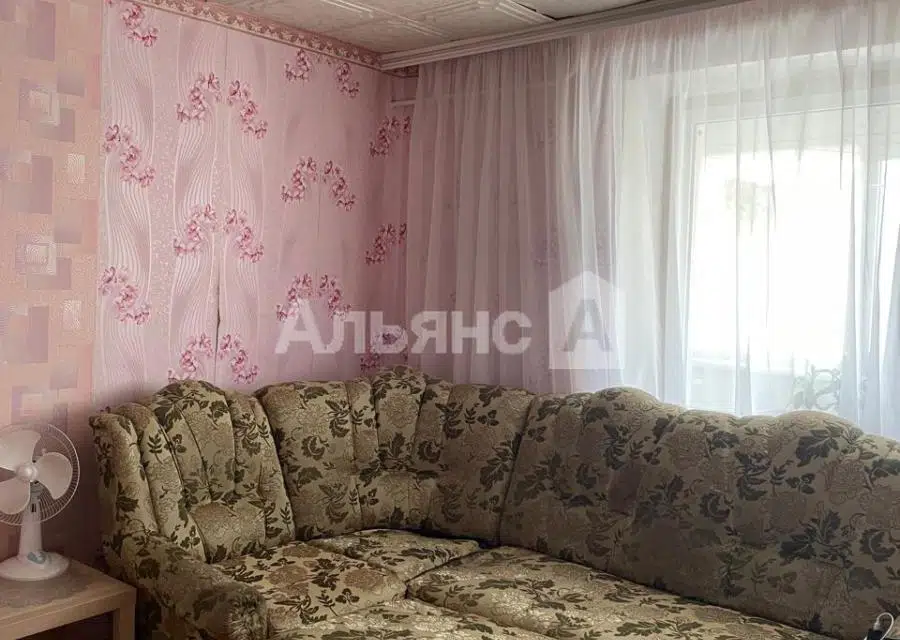 Продаётся 3-комнатная квартира, 61.5 м²