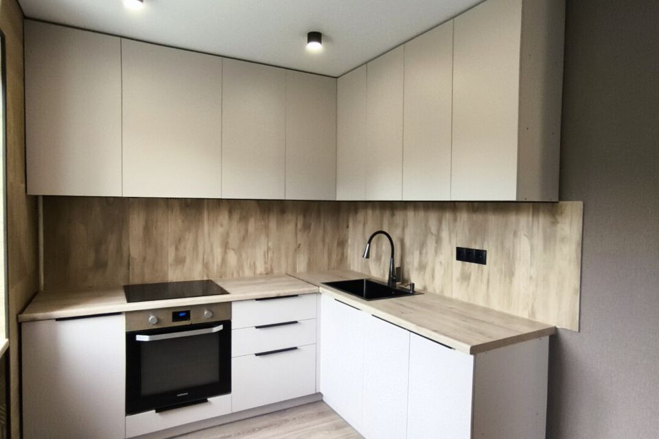 Продаётся 1-комнатная квартира, 32 м²