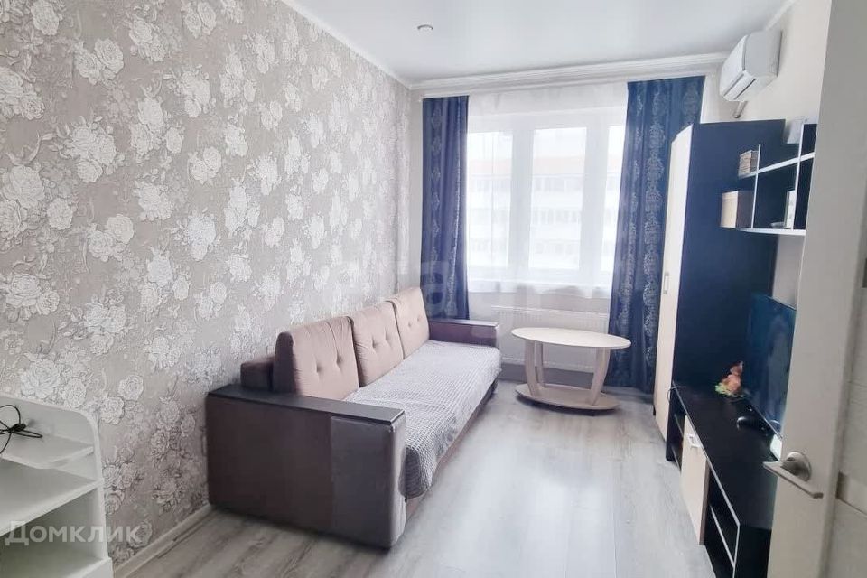 Продаётся 1-комнатная квартира, 35.2 м²