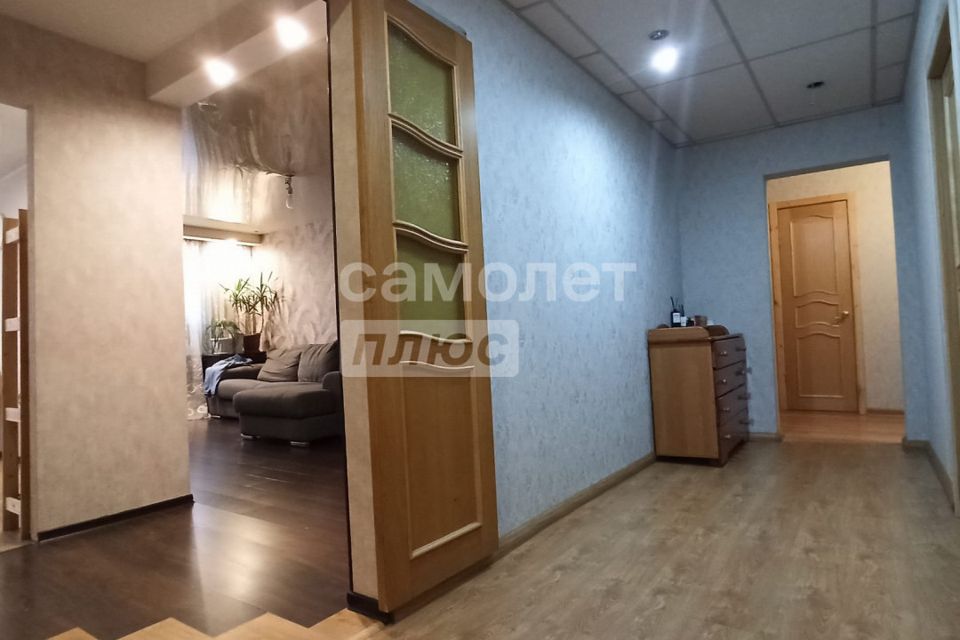 Продаётся 5-комнатная квартира, 103.6 м²