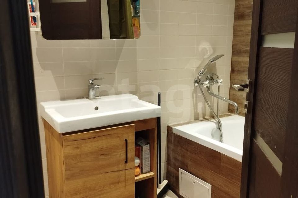 Продаётся 1-комнатная квартира, 41 м²