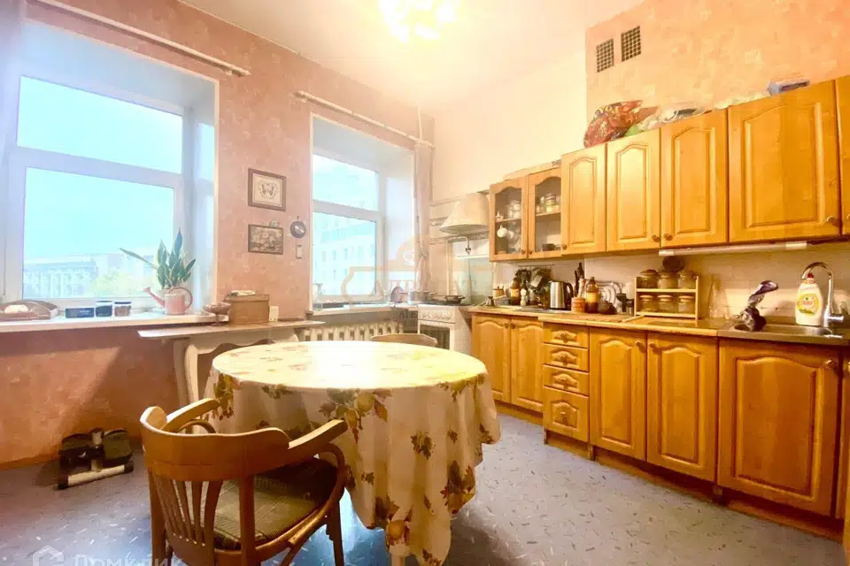 Продаётся 2-комнатная квартира, 74.3 м²