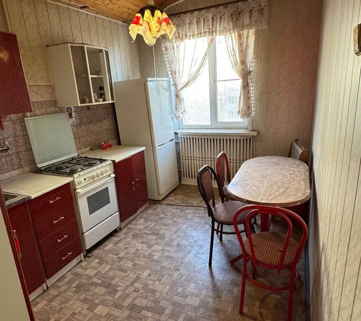 Продаётся 3-комнатная квартира, 69.6 м²